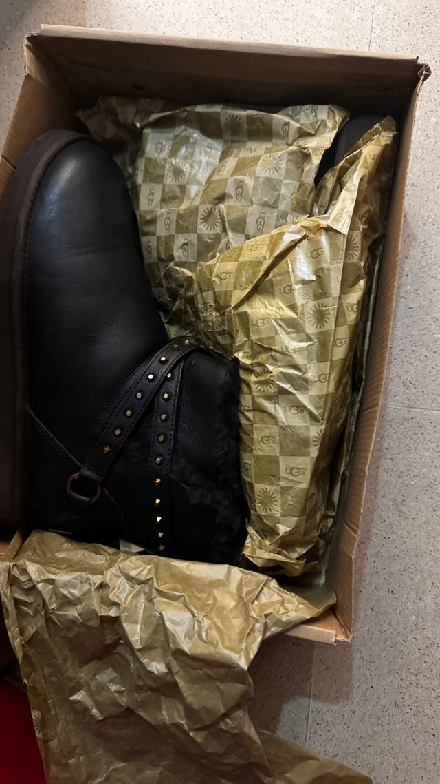 STIVALETTI UGG IMPERMEABILI