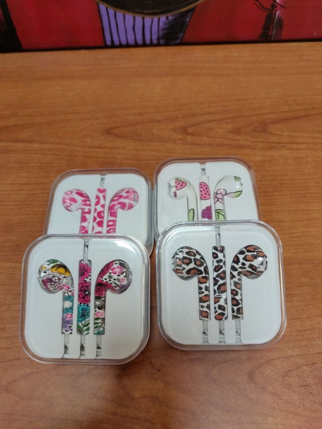 4 Auricolari Varie Fantasie