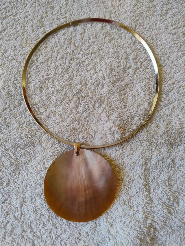 Gargantilla tipo esclava