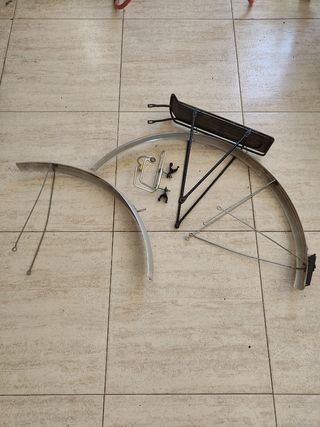 Guardabarros y portaequipaje bicicleta