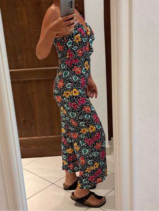 hermoso Mono nuevo floral talla S verano 