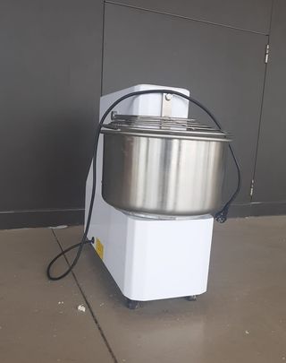 AMASADORA ESPIRAL 20 LITROS EXTREME