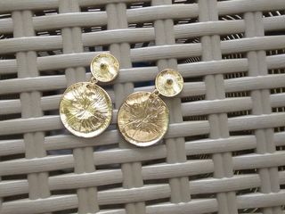 Pendientes redondos dorados