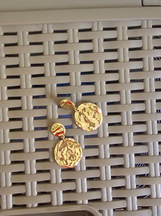 Pendientes redondos dorados