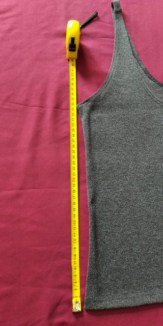 Camiseta tirantes, punto elástico, gris. Nueva. S.