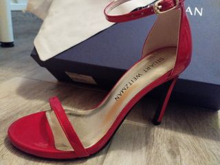 INCREÍBLES SANDALIAS ROJAS