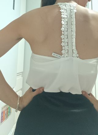 Blusa ligera veraniega blanca 
