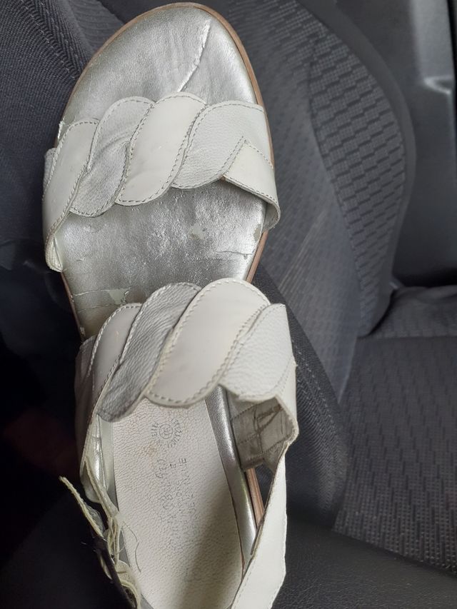 Sandalo bianco pelle