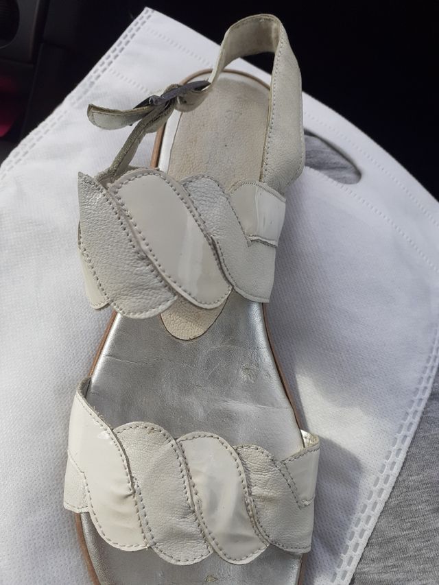 Sandalo bianco pelle