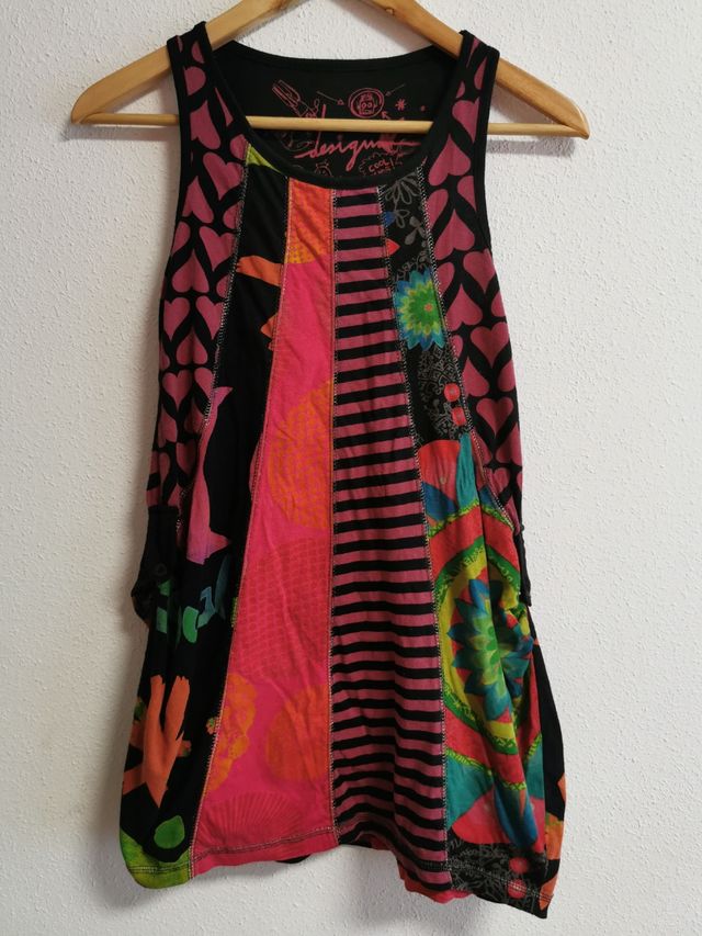 Vestido de niña talla 9-10 años de Desigual.