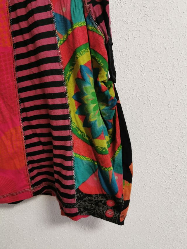 Vestido de niña talla 9-10 años de Desigual.