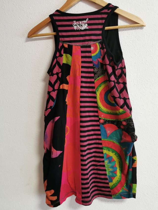 Vestido de niña talla 9-10 años de Desigual.