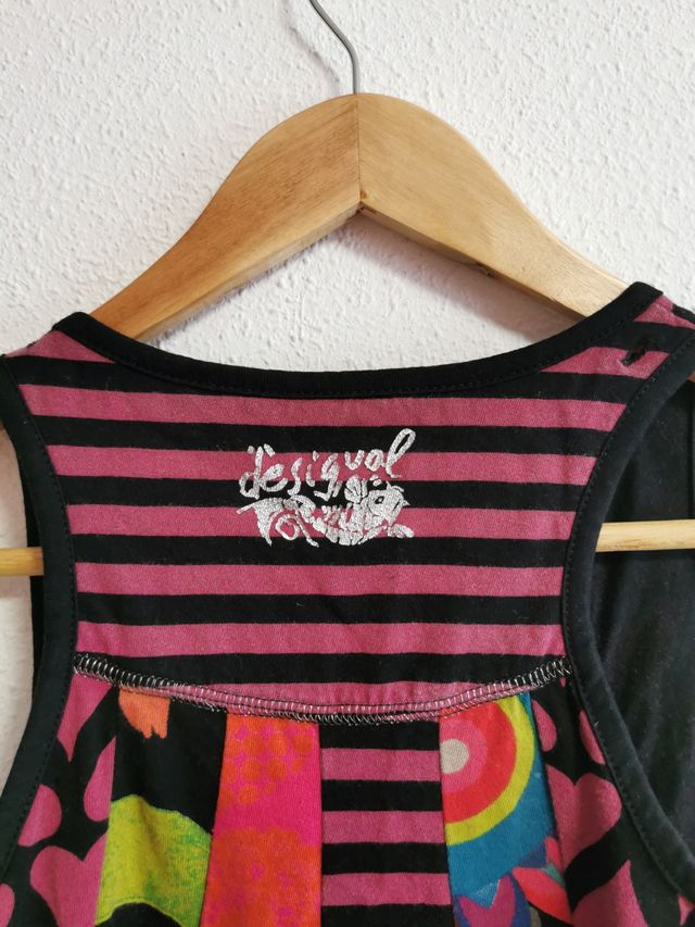 Vestido de niña talla 9-10 años de Desigual.