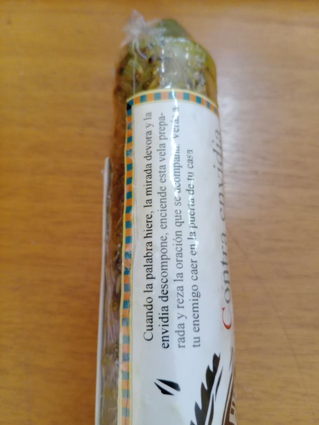 Vela Esotérica Contra a Inveja