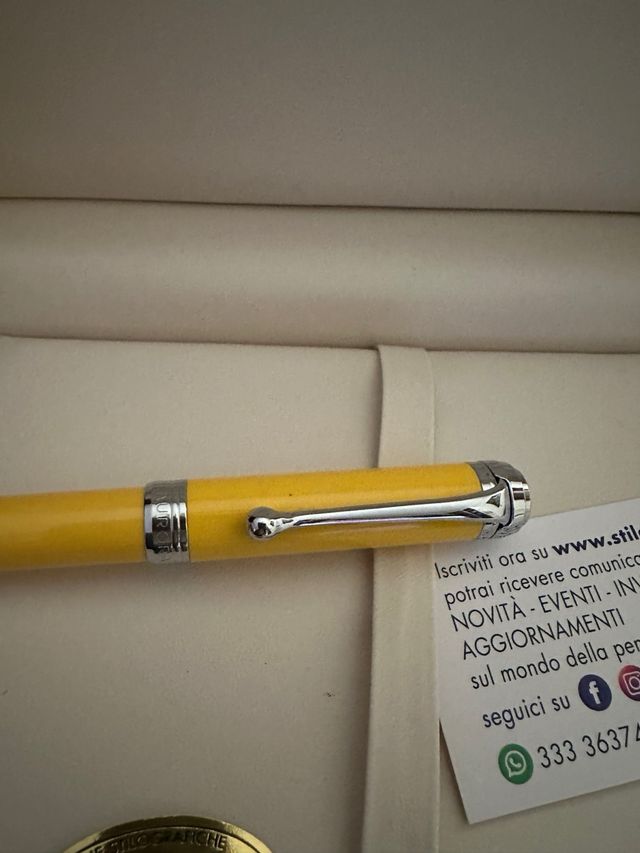 Penna Aurora Roller Talentum Finesse ( gialla )