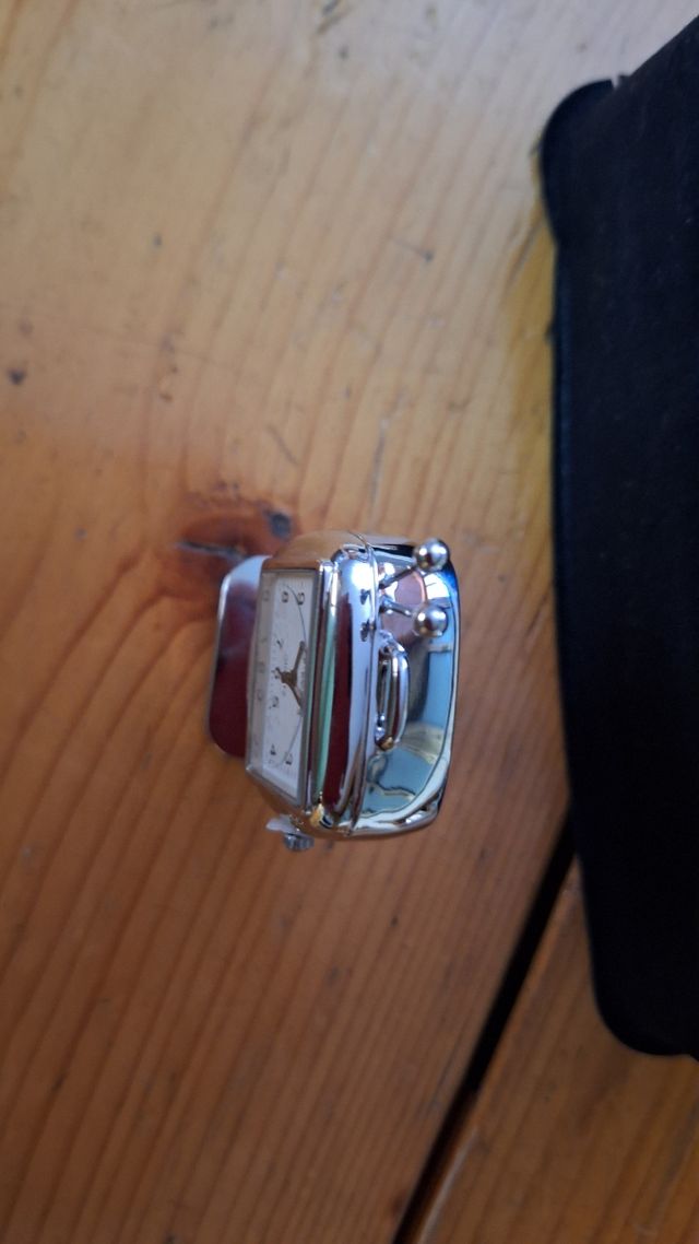 Orologi in miniatura