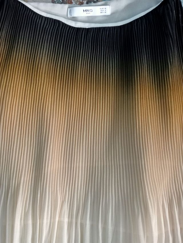 Top plisado tirantes finos Mango