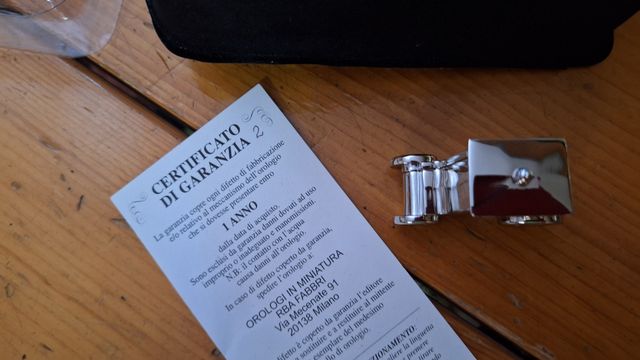 Orologio in miniatura