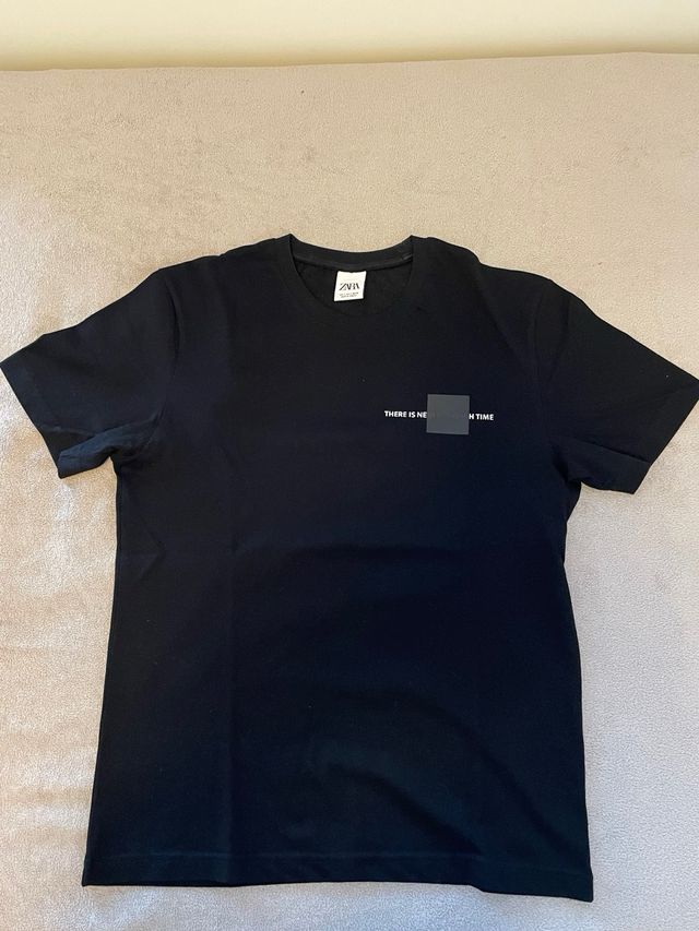 Camiseta Negra Zara