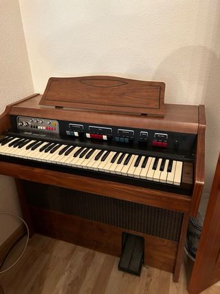 Organo electrico Farfisa
