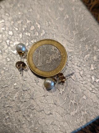 Pendientes de perlitas