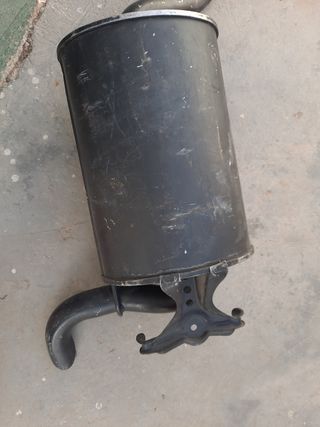 MERCEDES 190 2.0 W201 silenciador 