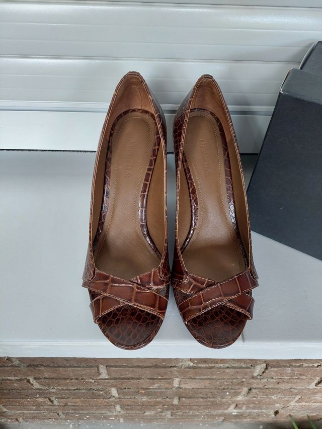 Zapato cuña Massimo Dutti