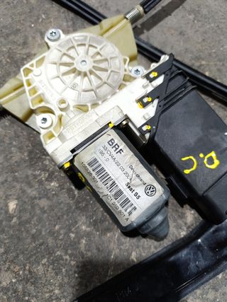 Elevalunas Seat León 1