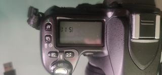 Cámara Reflex Nikon D 80 impecable.