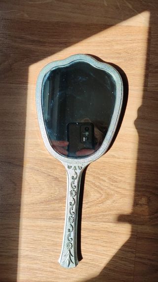 Espejo de mano antiguo