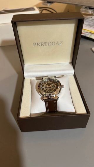 Reloj elegante Pertegaz