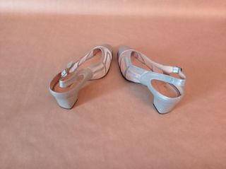Zapatos de tacón Alviflex. Talla 39.