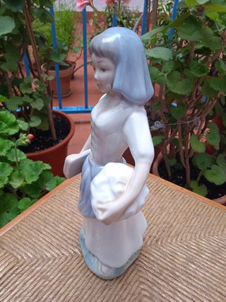 AÑOS 50 FIGURA PORCELANA POLICROMADA PORMAN EXPORT