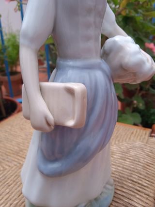 AÑOS 50 FIGURA PORCELANA POLICROMADA PORMAN EXPORT