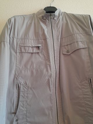 Preciosa cazadora de hombre juvenil T-XL