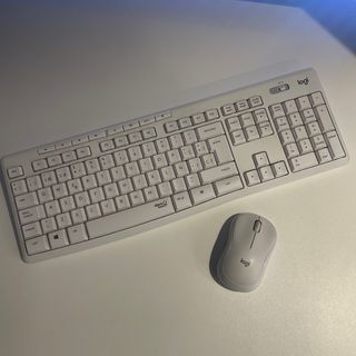 Teclado y ratón inalámbricos