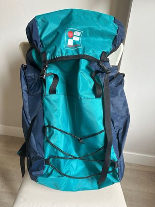 Mochila montaña grande con bolsillos laterales