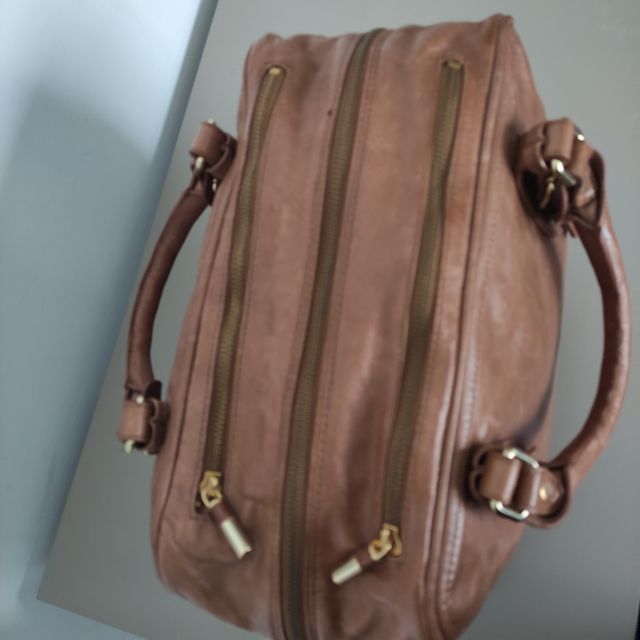 Bolso piel marrón Camel Massimo Dutti