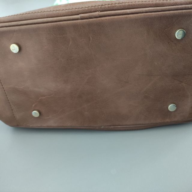 Bolso piel marrón Camel Massimo Dutti