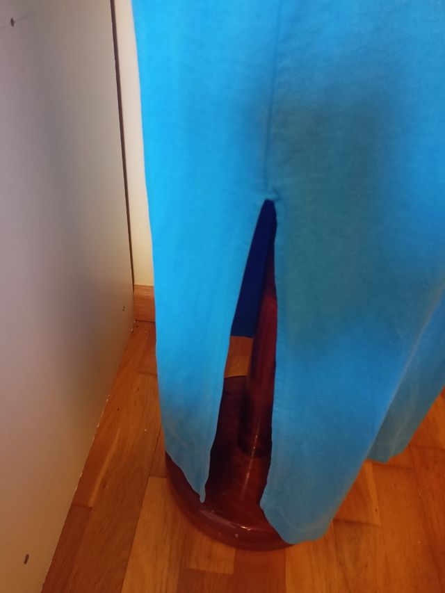 Vestido largo azul cos