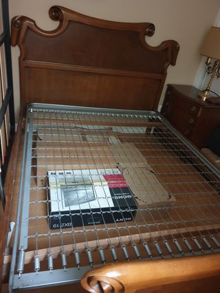 ANTIGUAS MESILLAS CÓMODA Y ESTRUCTURA CAMA MATRIM