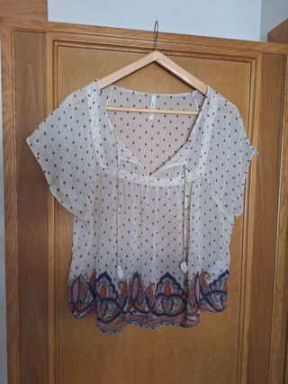 Blusa Stradivarius talla M