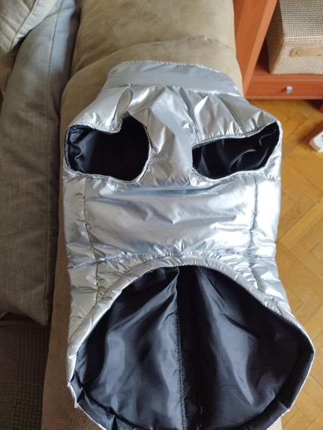 Abrigo chubasquero de perro