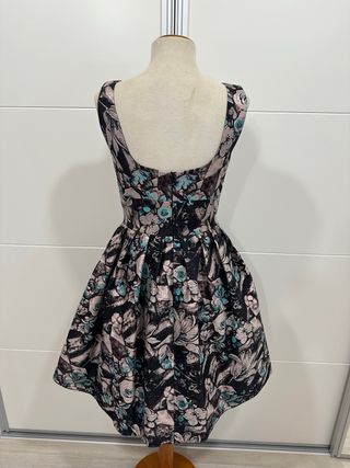 Vedtido de Carla Ruiz