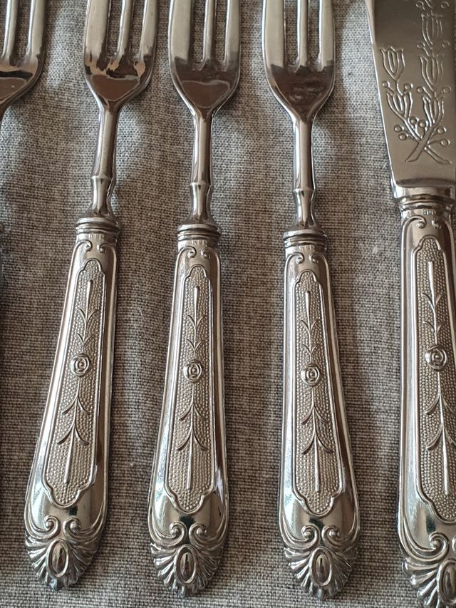 Set coltelli e forchette argento