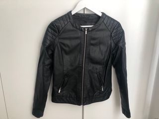 Cazadora cuero sintetico negro