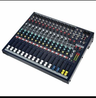 Mesa soundcraft EPM 12  poco uso precio solo HOY 