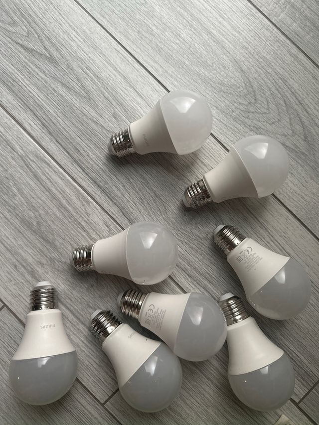 Lampadine Philips 8pz 4000k