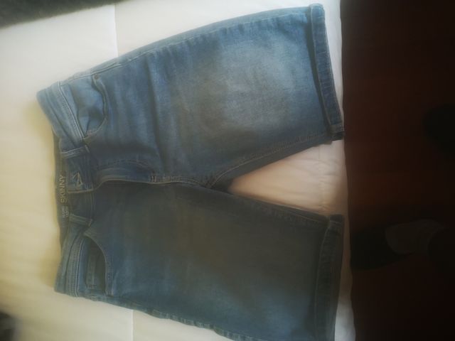 Lote de pantalon vaquero corto