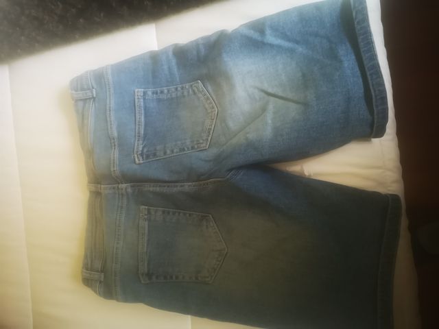 Lote de pantalon vaquero corto